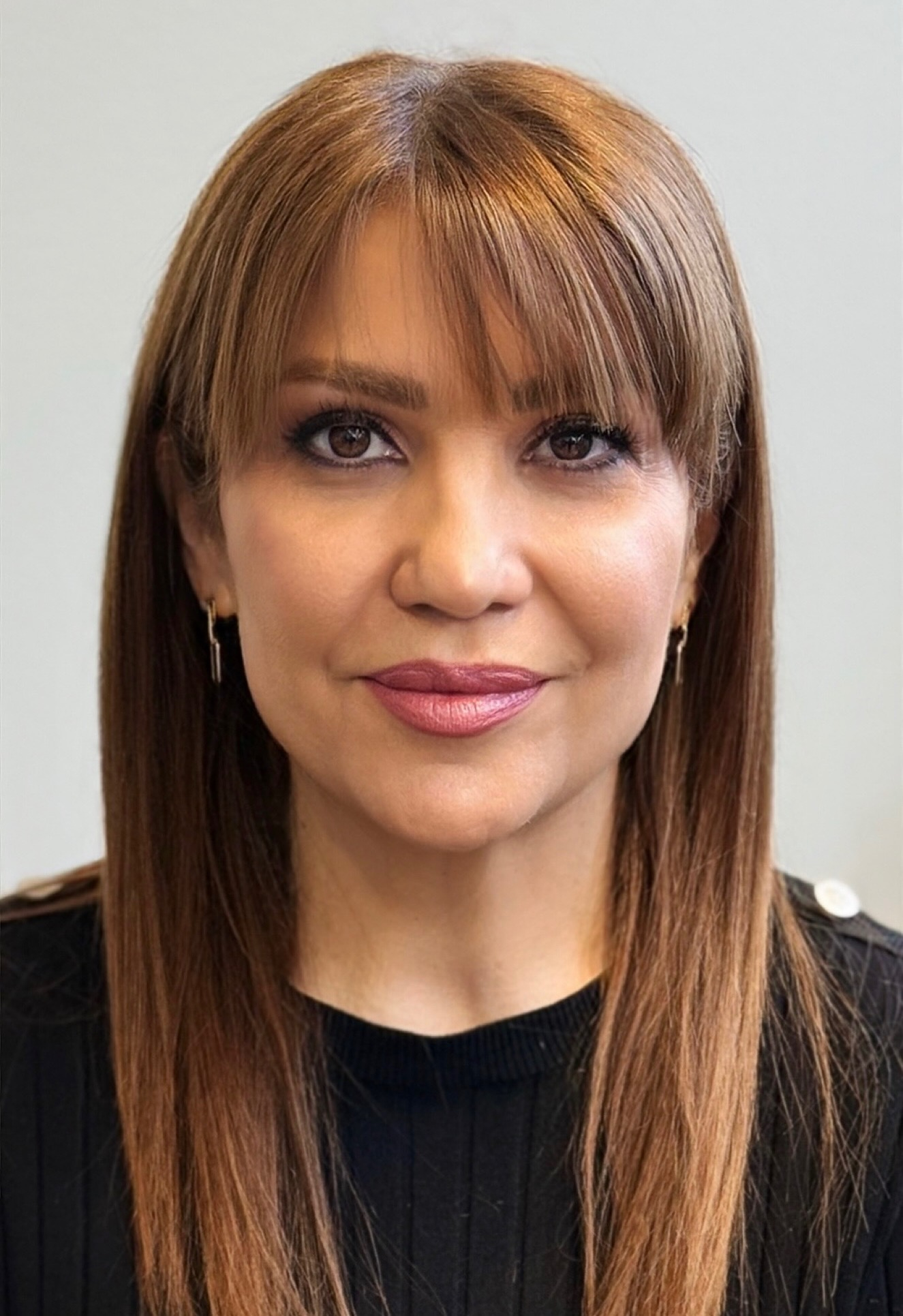 Mitra – frisör på Mitra Hair Design